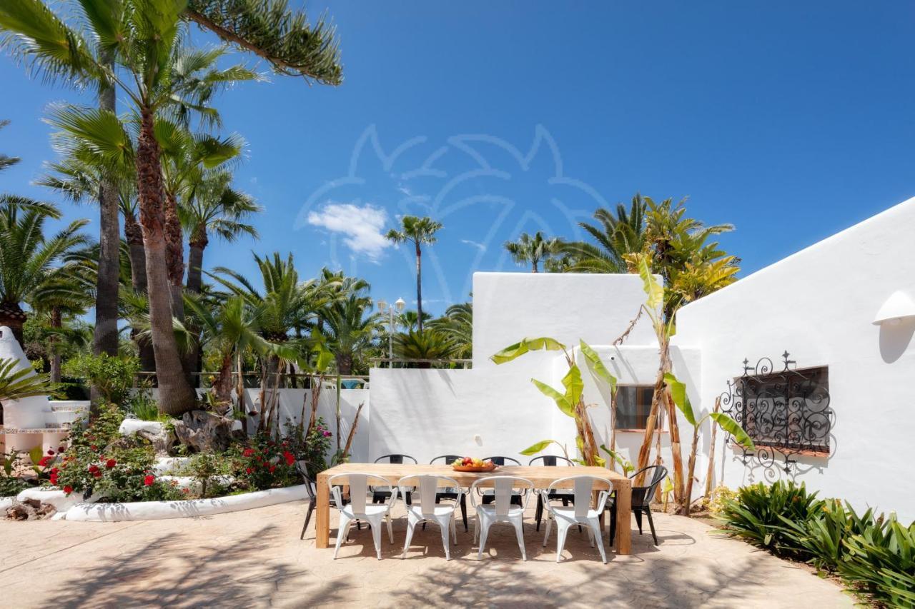 Teo - In Ibiza Villa San José